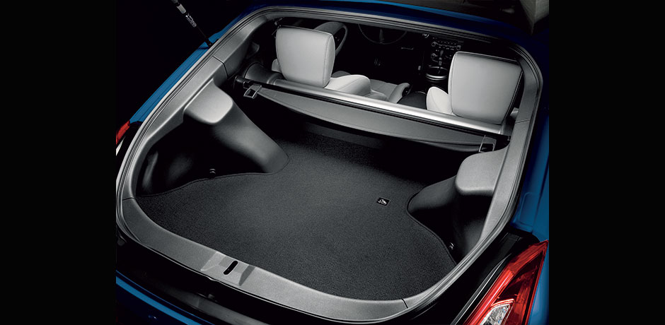 Nissan 370z trunk space #1